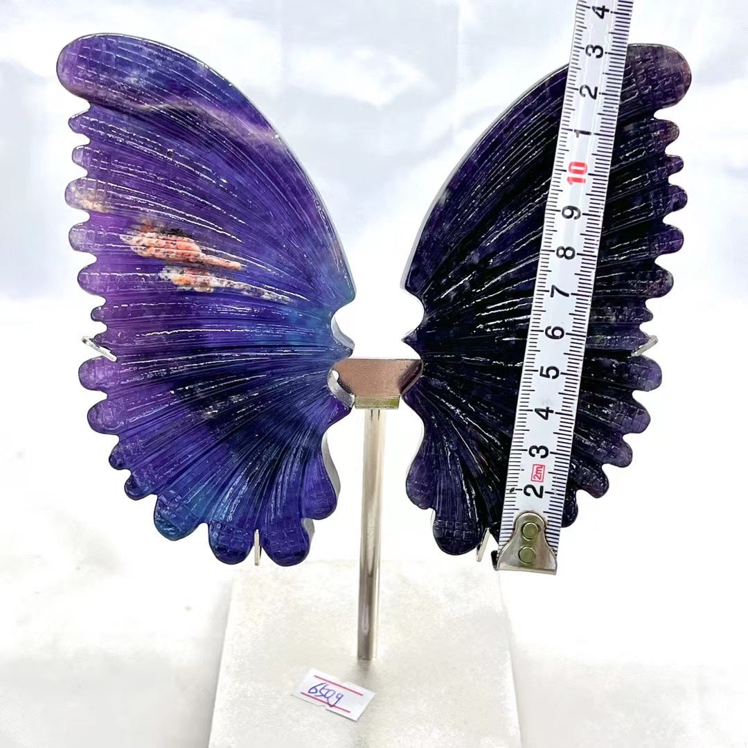 Ailes de papillon et de fluorite colorées naturelles