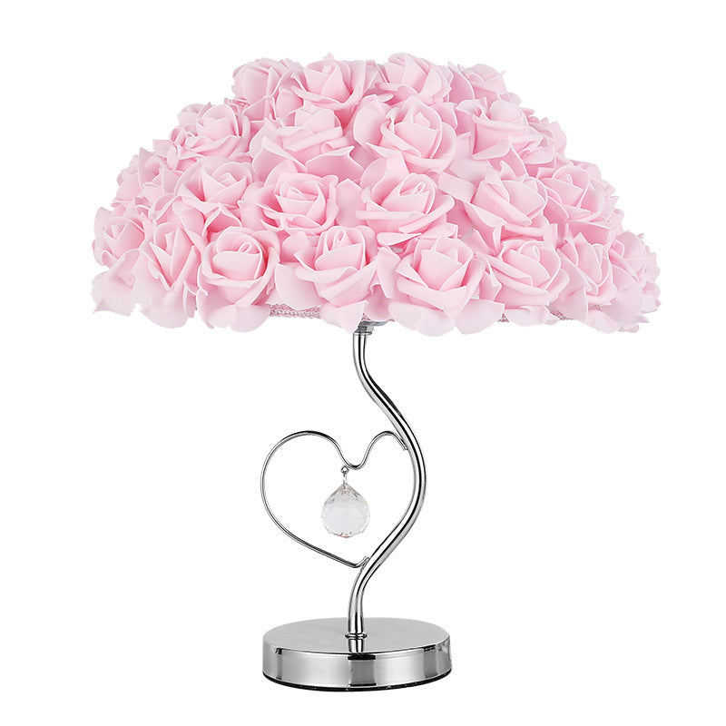 Lampe de table en forme de coeur rose