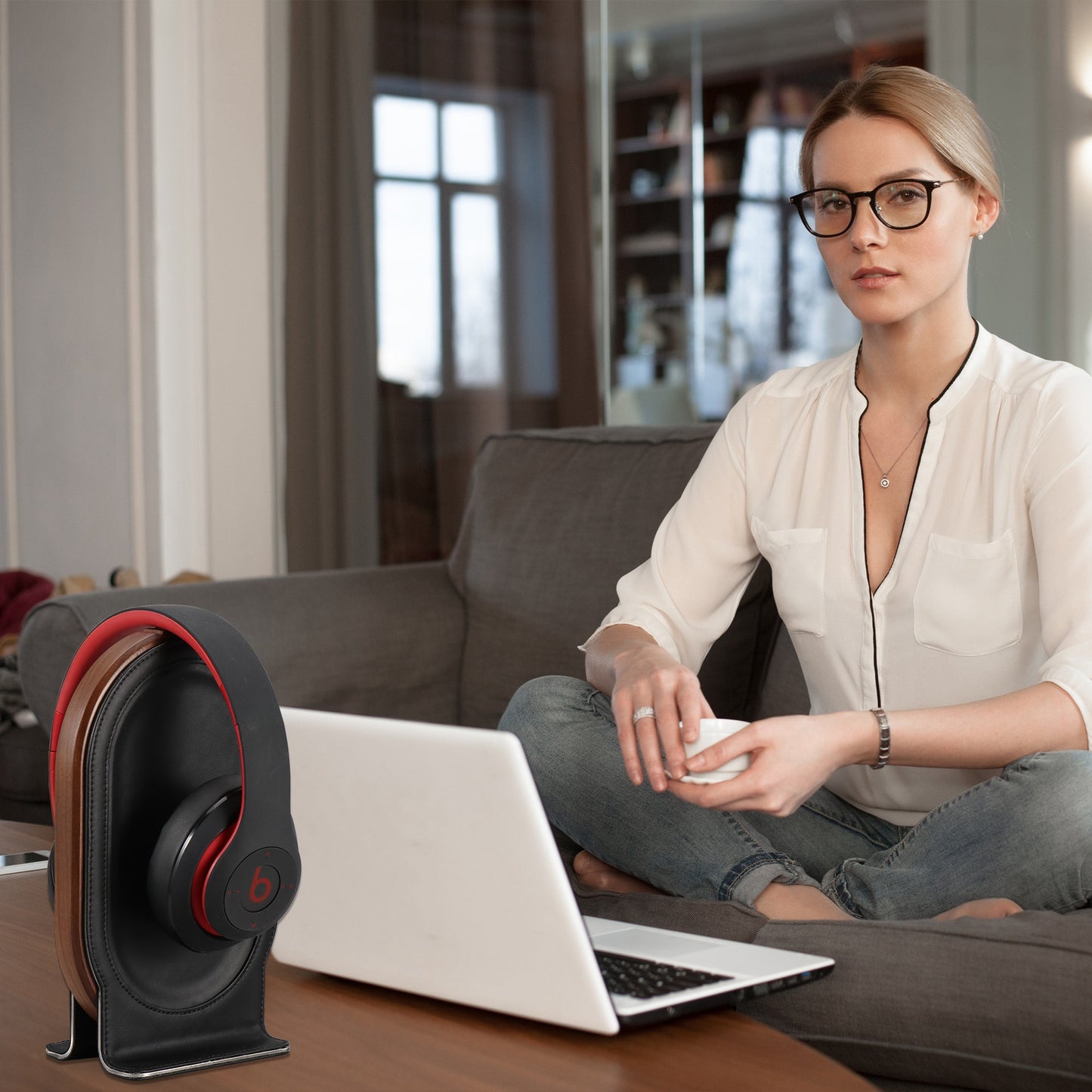 Estante de auriculares con soporte para auriculares de nogal para pantalla de escritorio