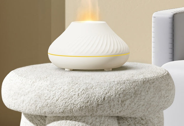 Nouveau diffuseur d'arôme de flamme volcanique lampe à huile essentielle 130 ml USB humidificateur d'air portable avec veilleuse de couleur brumisateur lumière LED