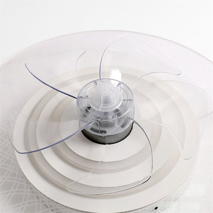 Lampe de ventilateur montée au plafond dans le salon