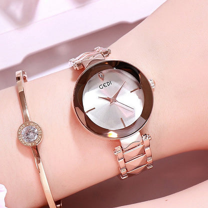 Reloj de pulsera con correa de acero para mujer, pulsera personalizada con atmósfera de tendencia, nueva moda para mujer