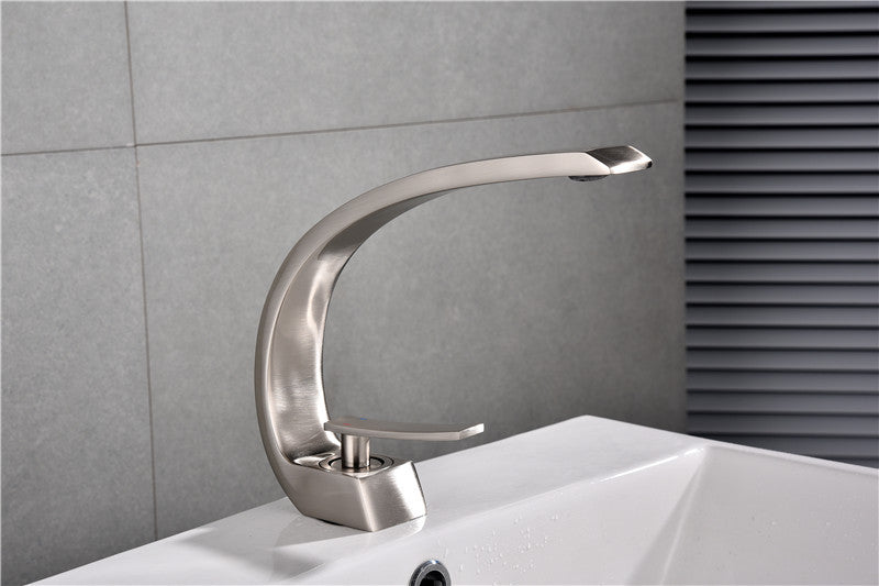 High standard copper hot and cold faucet