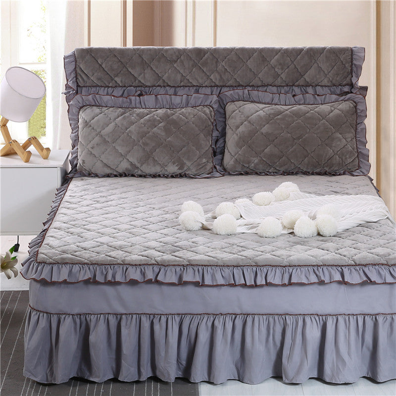 Solid color bed cover