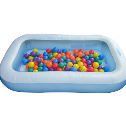 Piscina infantil hinchable para niños.