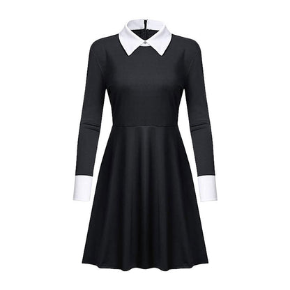 Cosplay de la robe noire d'Halloween mercredi