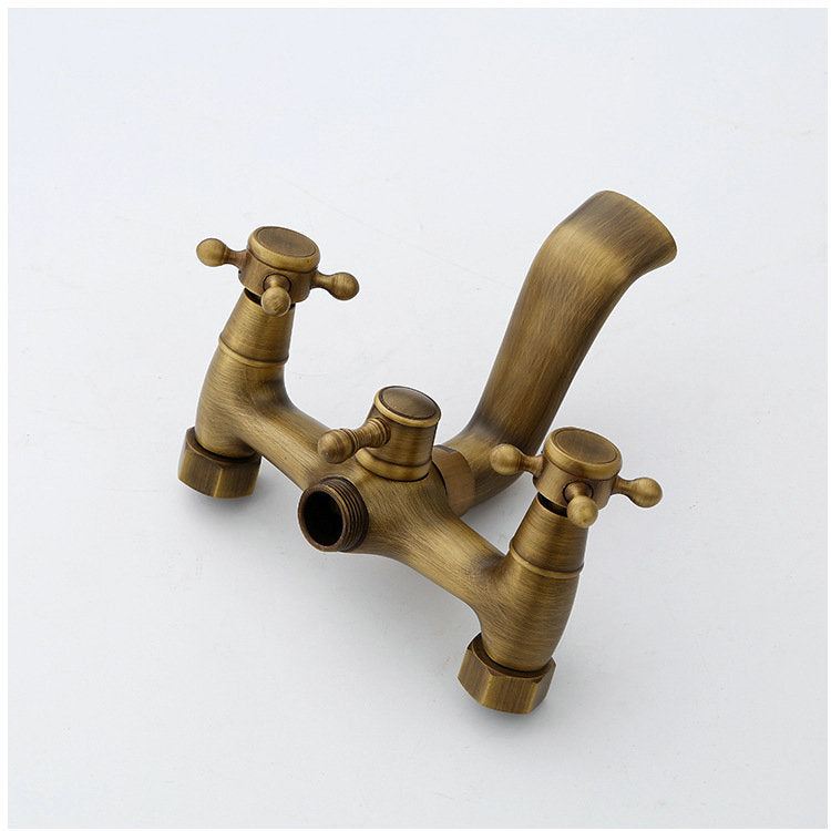 Antique copper bathtub faucet