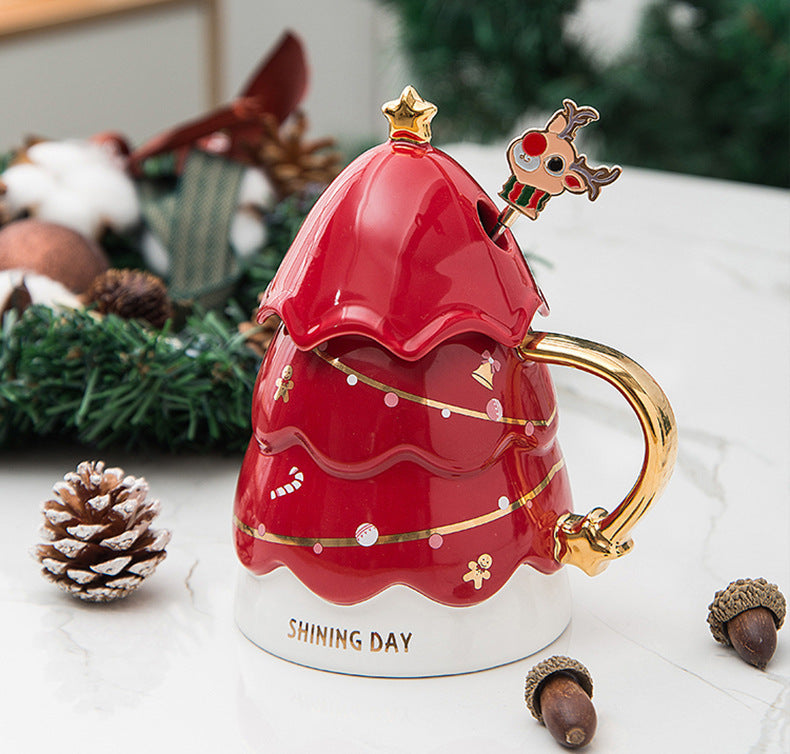 Taza de cerámica con forma de árbol de Navidad