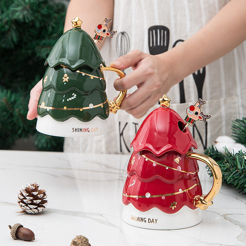 Taza de cerámica con forma de árbol de Navidad