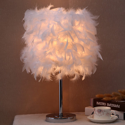 Veilleuse girly mignonne pour chambre à coucher en plumes