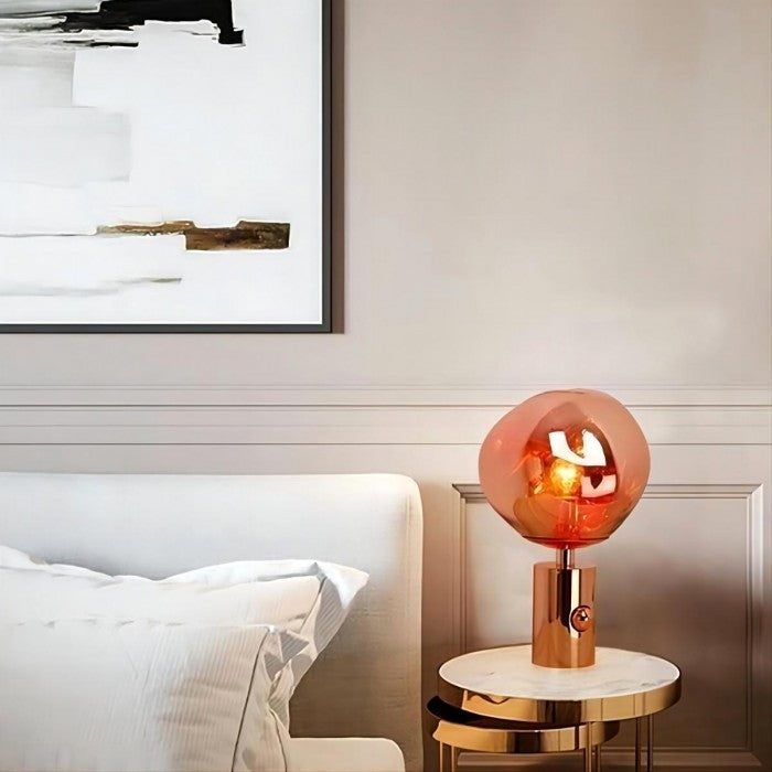 Nordic Simple Post-modern Light Luxury Table Lamp