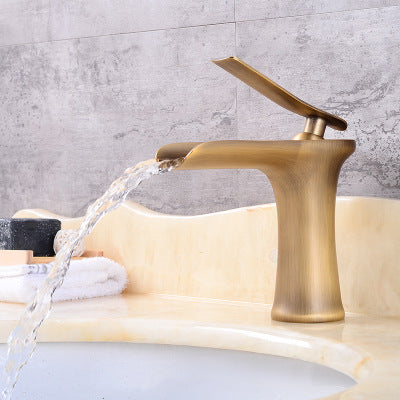 Grifo de cascada para lavabo de baño de cobre dorado blanco y negro