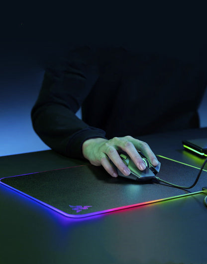 Razer Firefly Hard V2 RGB Game Mouse Pad Can Customize The Built-in Cable Non Slip Rubber Base