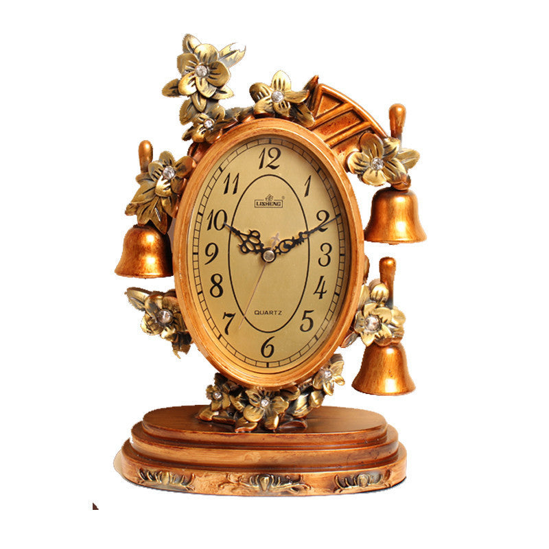 Grande horloge de table européenne avec cloche rétro créative