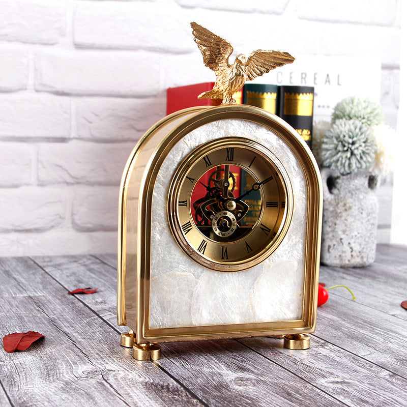 Decoración de lujo, reloj de mesa de cobre puro, accesorios para el hogar y la sala de estar, adornos de reloj de águila, adornos de regalo