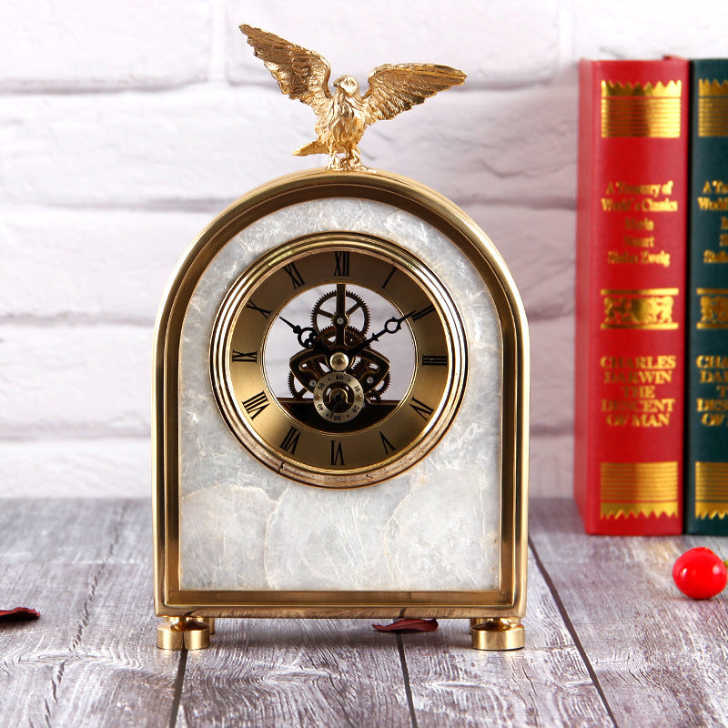 Decoración de lujo, reloj de mesa de cobre puro, accesorios para el hogar y la sala de estar, adornos de reloj de águila, adornos de regalo