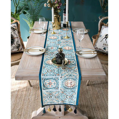 Otaku Pig American Light Luxury Tassel Table Runner