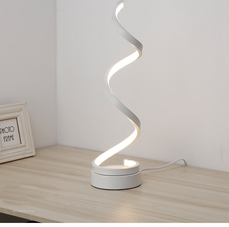 Lampe de Table de chevet Led nordique Simple, chaleureuse et romantique, pour la maison, personnalité créative, Protection des yeux, bureau, lampe de Table Led