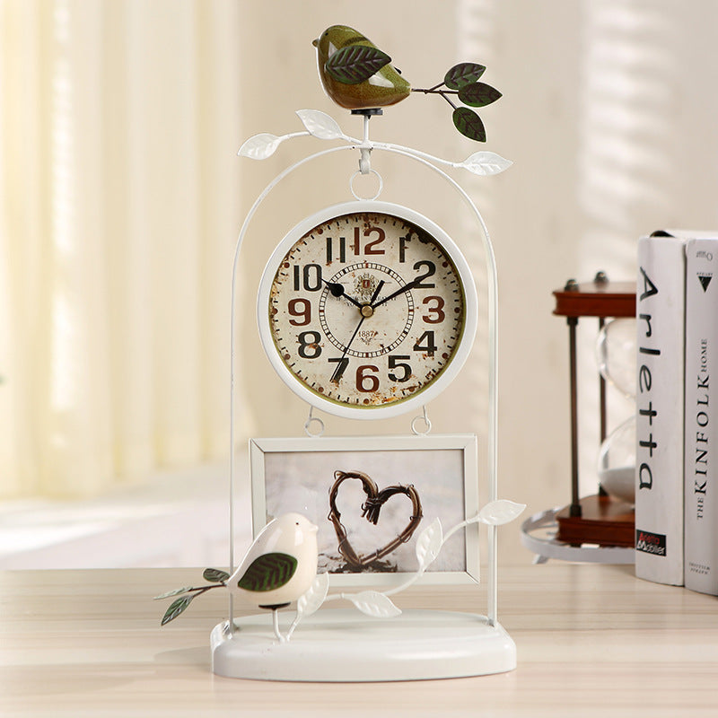 Horloge de décoration pour la maison en forme de cage à oiseaux