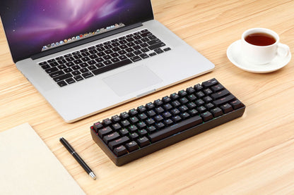 Nuevo teclado mecánico de 61 teclas de modo dual inalámbrico Rgb 2.4G actualizado