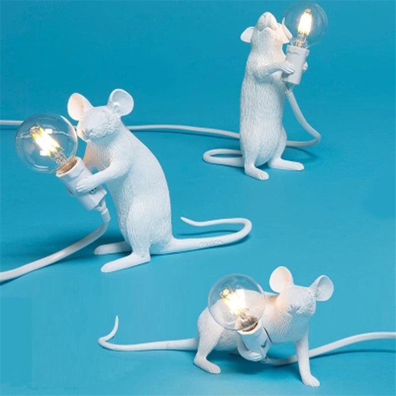 Lampe nordique créative Mini souris Animal salon salle à manger chambre magasin de vêtements personnalisé Protection des yeux cadeau lampe de table en résine