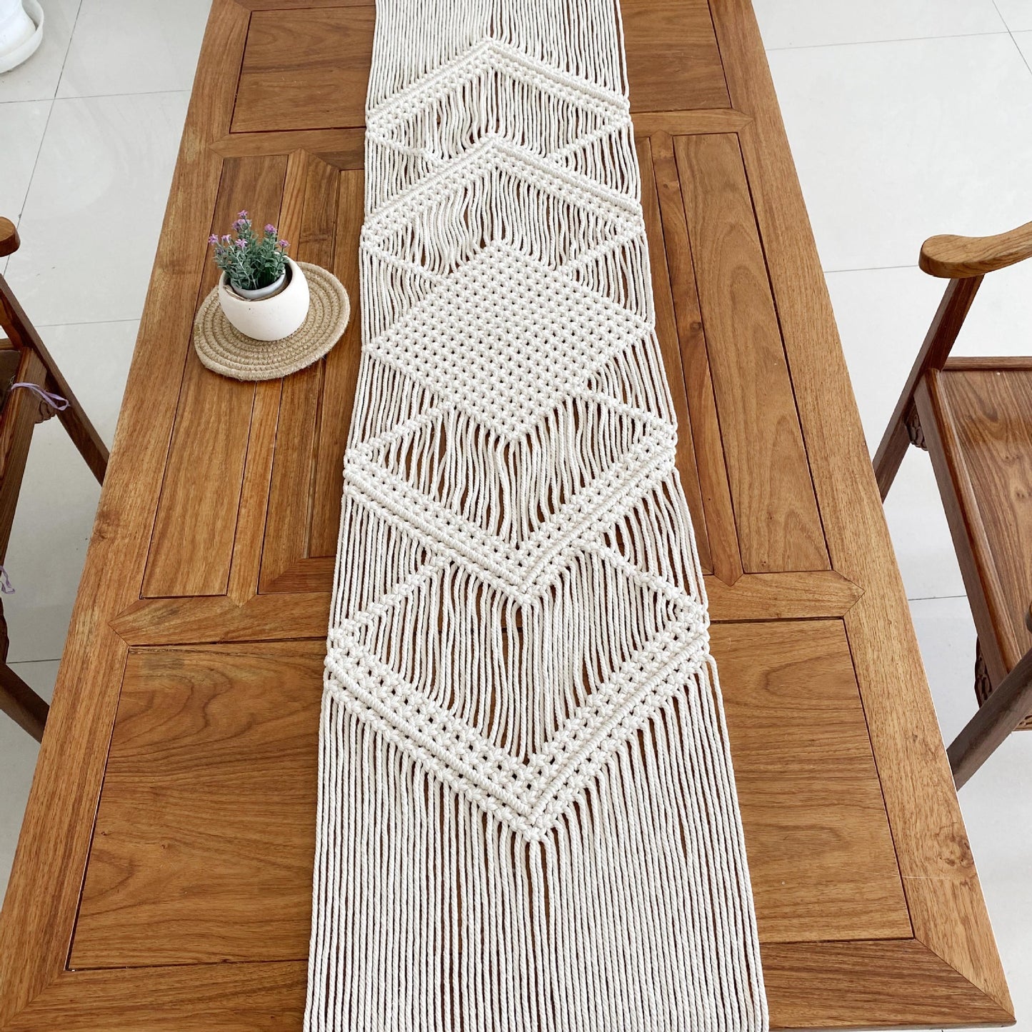 Factory Direct Sale Ins Nordic Table Runner Bohemia Hand-Woven Table Runner Tapestry Rope Woven Living Room Table Customization