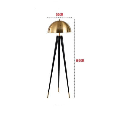 Post-modern Simple Fashion Tripod Desk Lamp