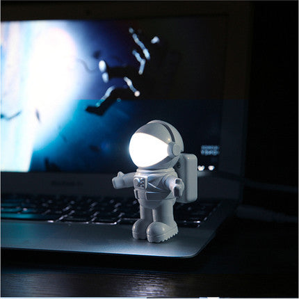 Lámparas de escritorio Luces Litwod Nueva Moda Novedad Romántica Bebé Bombillas Led Puerto Usb Dc Perilla De Resina Cuña Enchufe Nocturno Astronautas