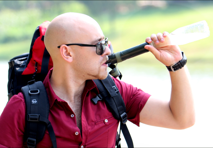 Purificateur d'eau d'urgence pour équipement de survie sur le terrain