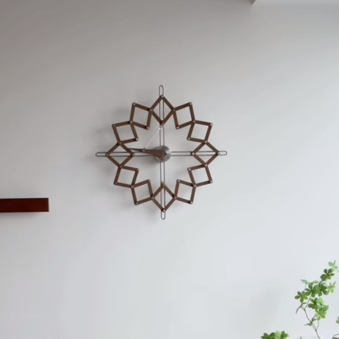 Exquisite Design Of Irregular Dynamic Clock