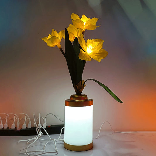 Lámpara de flores Moda para el hogar Minimalista Creativo USB Florero Luz Decoración del hogar