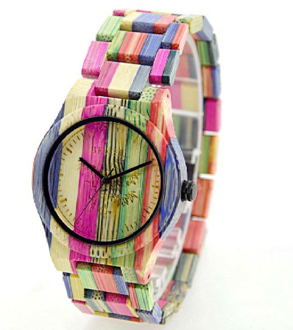 Reloj de pareja tallado en madera de bambú de colores