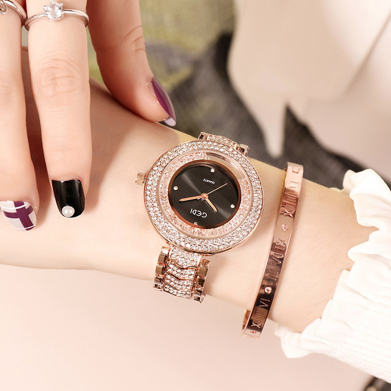 Reloj de mujer con correa de diamantes.