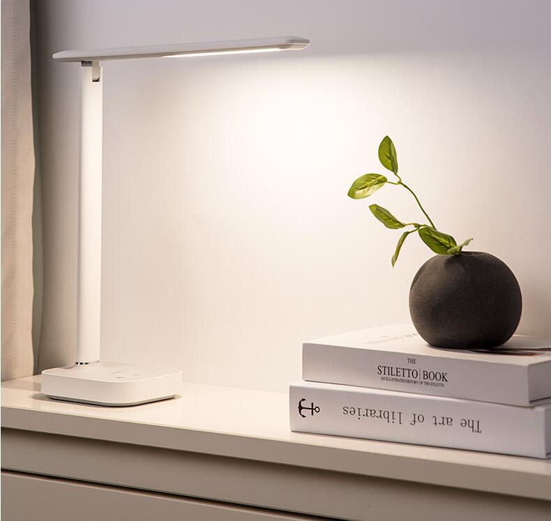 Lampe de table de style rechargeable