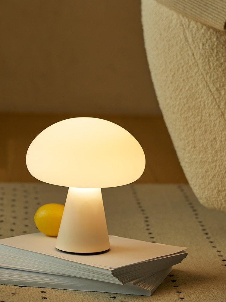 Lampe de table champignon de style crème chargeant la lumière d’ambiance à gradation