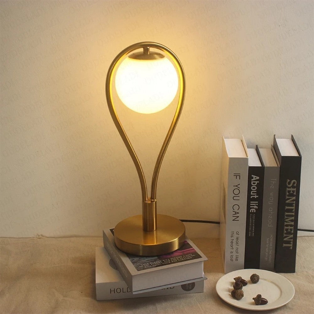 Lampe de chevet en fer forgé, petite lampe de nuit décorative et créative pour chambre à coucher