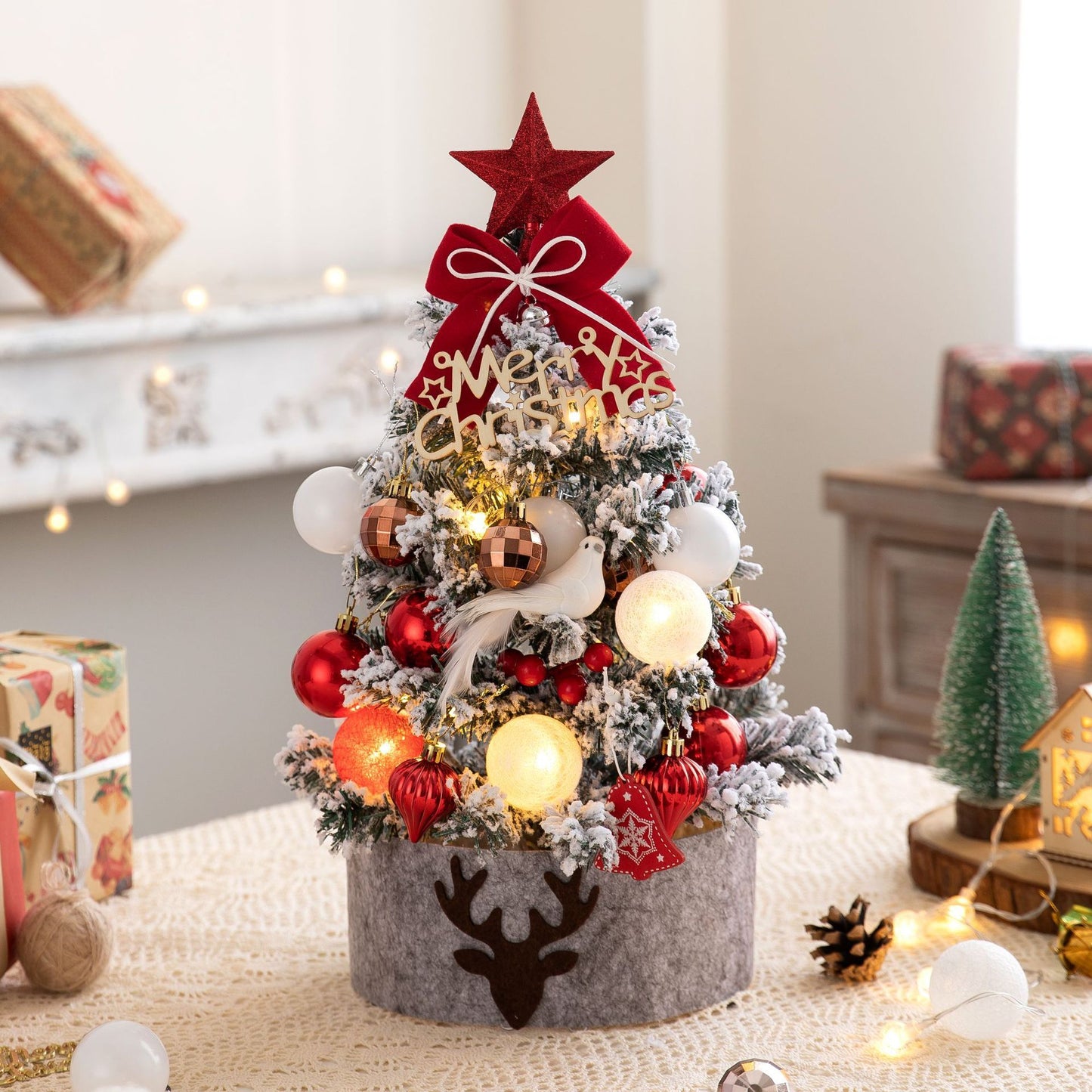 Décoration de Noël floquée à la mode pour la maison