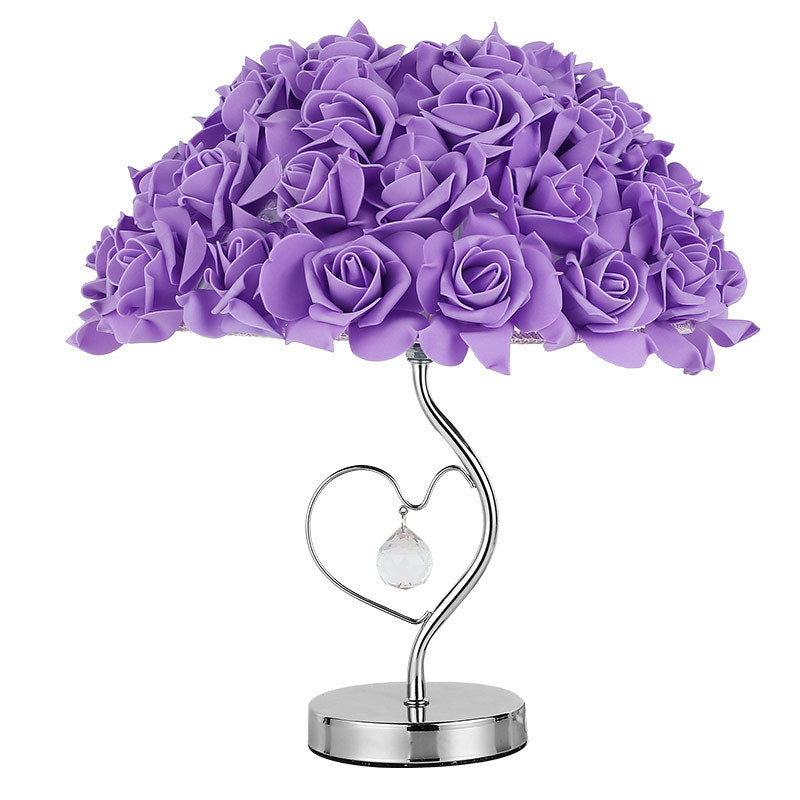 Lampe de table en forme de coeur rose