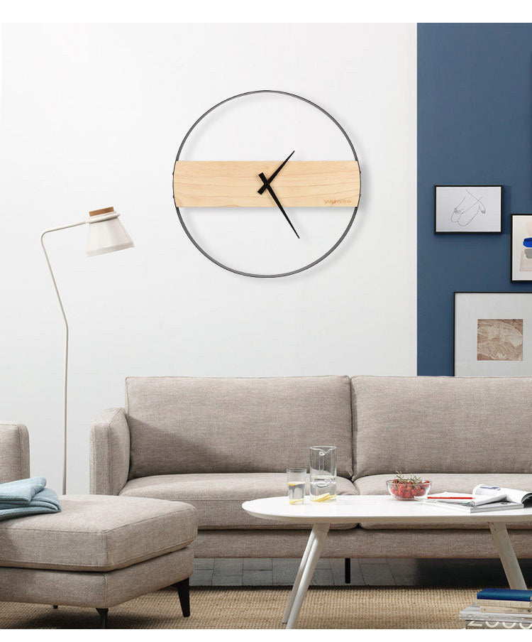 Horloge murale de salon de table simple