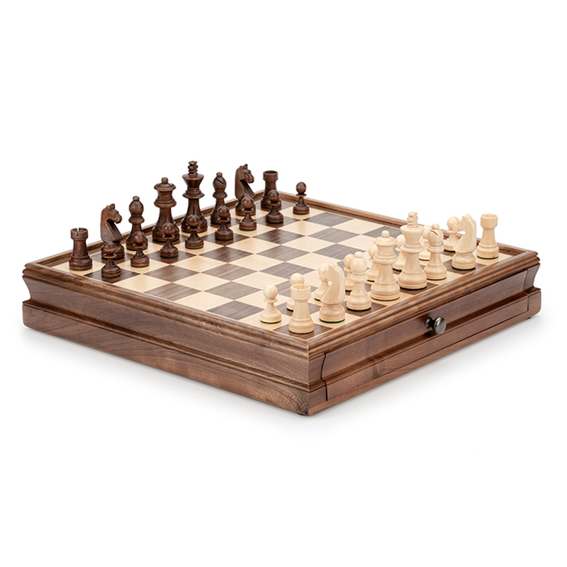 Fashion Walnut Chess And Checkers Suit