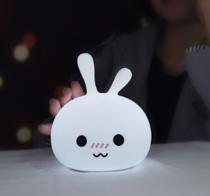 Veilleuse LED lapin guimauve