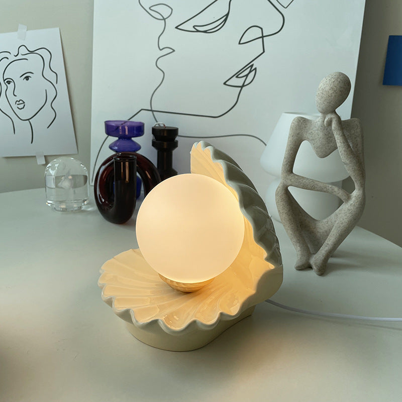 Shell Ceramic Table Lamp