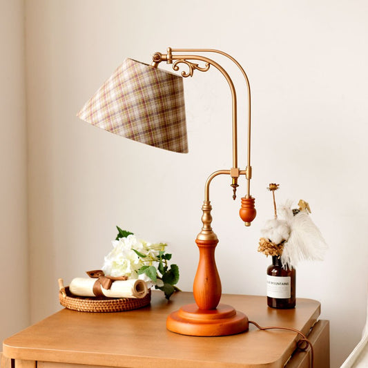 Lampe de lecture de chevet dans la chambre