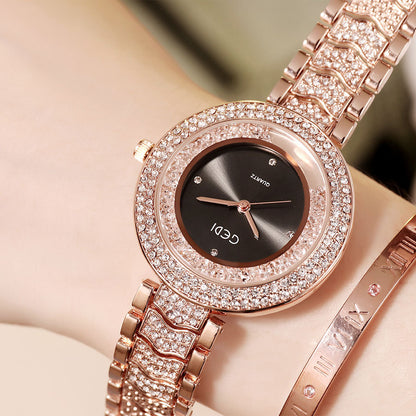 Reloj de mujer con correa de diamantes.