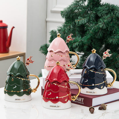 Taza de cerámica con forma de árbol de Navidad