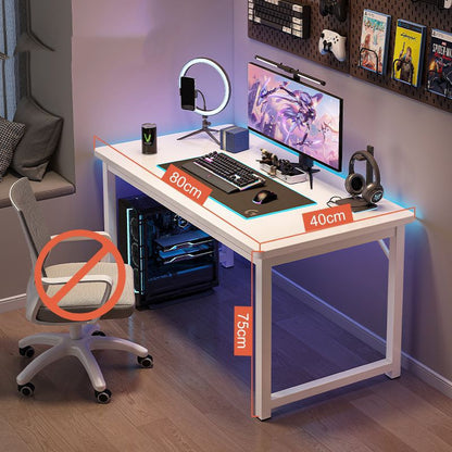 Table de jeu pour ordinateur de bureau minimaliste à la maison