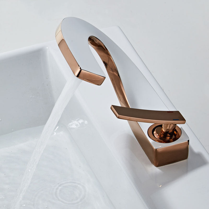 Luxe et créatif froid et chaud tout cuivre toilette lavabo domestique