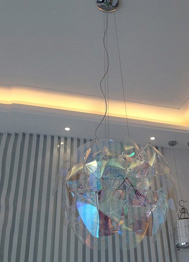 Lustre pomme de salon en acrylique LED