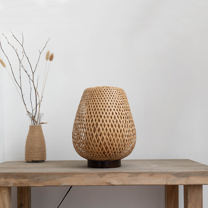 Éclairage de bureau tissé en bambou Wabi-sabi, lit en rotin rétro japonais