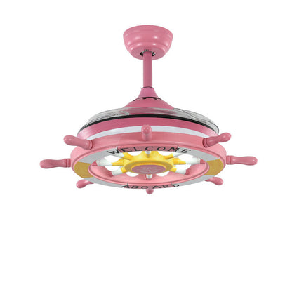 Lampe de ventilateur montée au plafond dans le salon